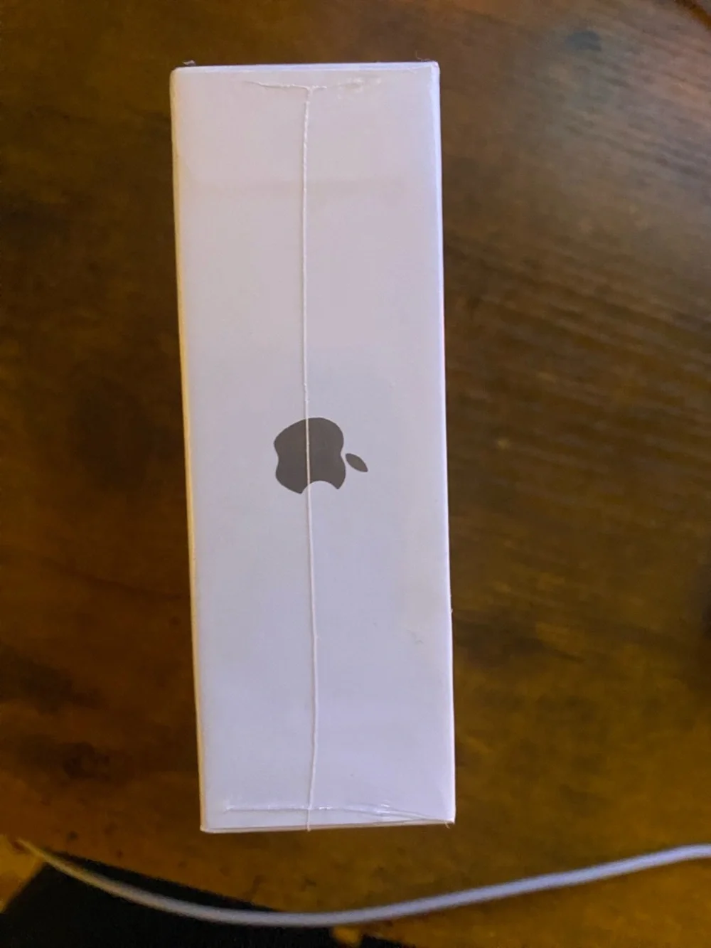 Apple White Wireless Earbuds with Charging Case